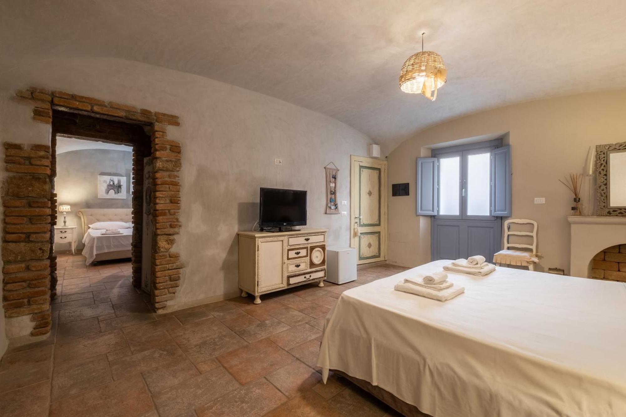 Dimoras Dimore Nel Cuore Di Olbia Esterno foto
